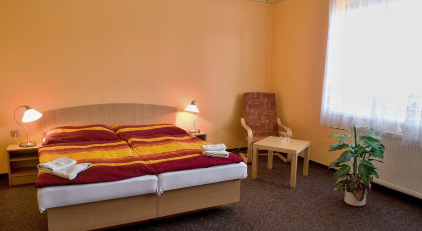 Hotel Bohemia Jičín Exteriör bild